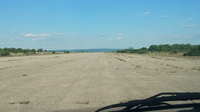 Отзиви за Летище „Търговище“ в Търговище - Спортен комплекс