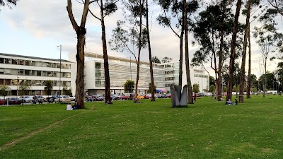 Photos of 454 Edificio Ciencia y Tecnolog&iacute;a: Luis Carlos Sarmiento Angulo