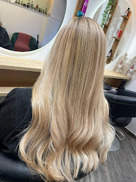 Photo n°11 de Olivia. à Nice (Salon de coiffure)