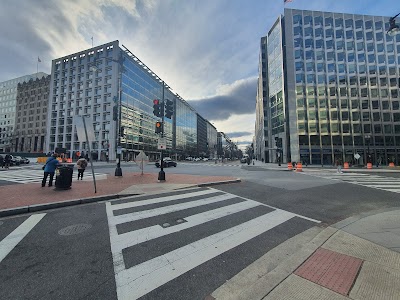 Farragut North