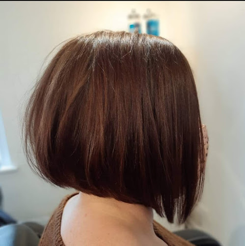 Comments and reviews of The Hair Lounge