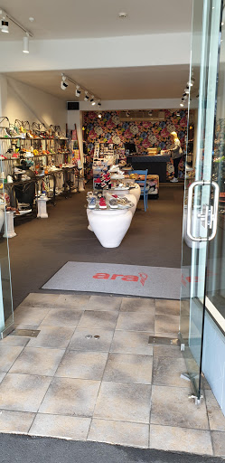 Step Inn Shoes Gallery - New Zealand