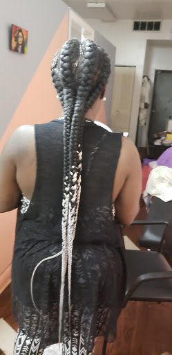 Marseillais Hair Braiding - Thumbnail