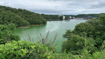 衝原湖