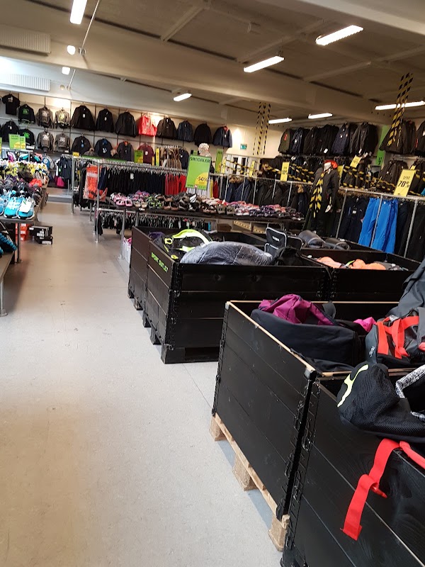 Antagelser, antagelser. Gætte Håndskrift sende SPORT 24 OUTLET, Brokbjergvej 10, 8600 Silkeborg, Danmark