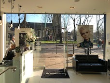 Toni&Guy Chiswick Ltd london