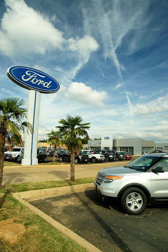 McLarty Ford - Visual