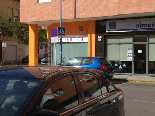 Auténtica Moda y Complementos