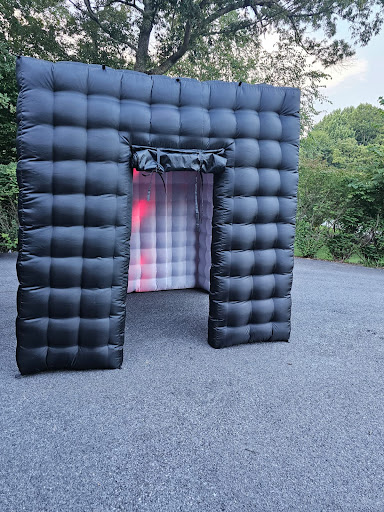 Air It Out Party Rentals LLC - Thumbnail