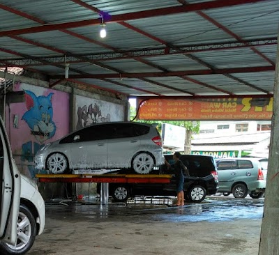 car-wash