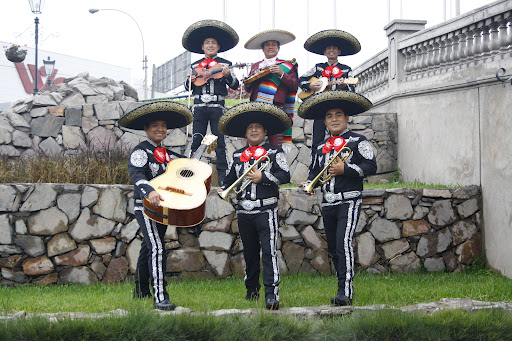 Mariachis en San Isidro | Mariachi Cielo de México