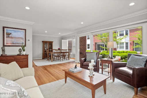 Nora Giovati - Coldwell Banker Realty Gallery - United States