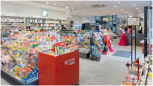Schmitt & Hahn Buch und Presse im Bahnhof Weinheim - Thumbnail