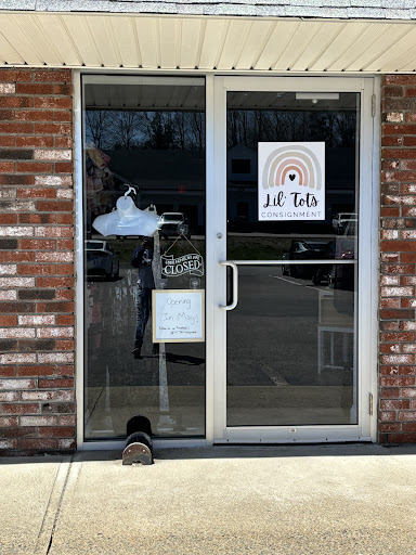 Lil' Tots Consignment - Visual