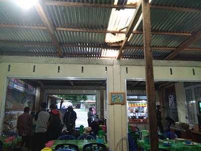 Photos of RUMAH MAKAN JUAN ALS By Pass
