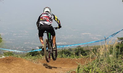 Photos of Cihideung Gravity Park