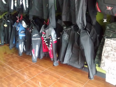 Photos of SHIAPARELLI JACKETS