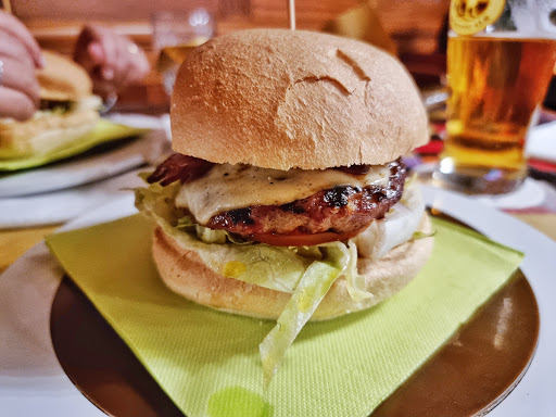 The Big Brothers Pub - Thumbnail