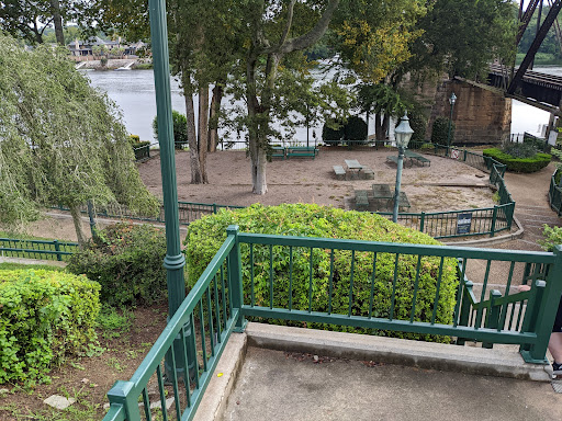 Oglethorpe Park - Visual