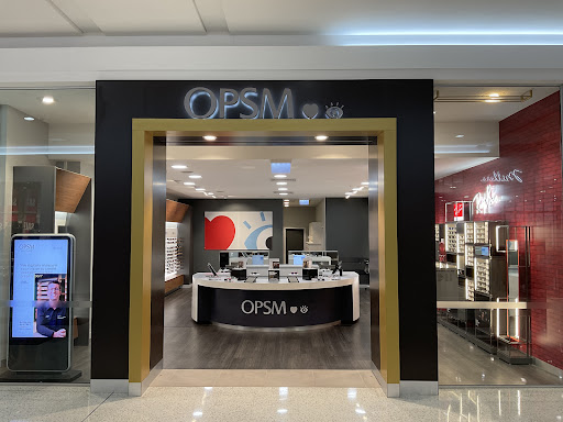 OPSM Earlville Logo