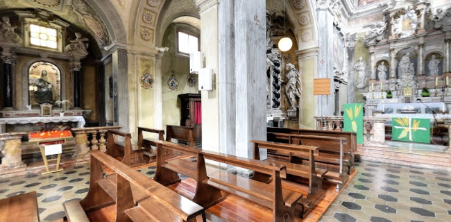 Kommentare und Rezensionen über Pfarrkirche S. Carpoforo