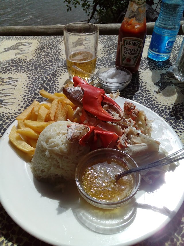 Crab Shack Dabaso, Mida Creek