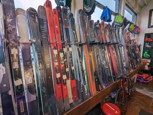 Competitive Edge Ski & Bike - Thumbnail