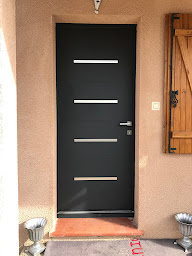 Photo n°23 de Monsieur Store Castres- ETS TECHNIC BAIE- Fenêtres- Volets- Moustiquaires- Portes- Pergolas- Portails. à Castres (Fournisseur de fenêtres)