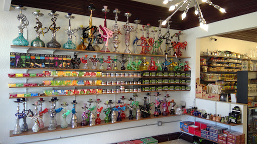 Smoking Manors Smoke Shop Vape Shop - Thumbnail