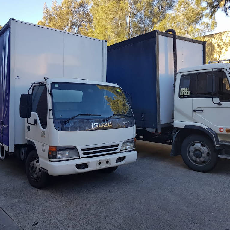 J & J Packaging Packaging Material