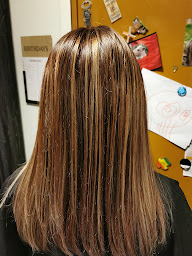 Photo n°19 de Céline, l'Art de la Coiffure à Domicile à Évry-Courcouronnes (Salon de coiffure)