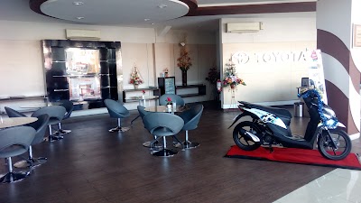 Photos of TOYOTA SIDOARJO : ALI ALATAS 08123441156