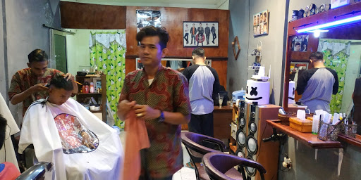 Barber Shop Sikumbang