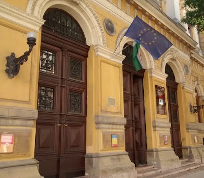 Photos of E&ouml;tv&ouml;s Lor&aacute;nd Tudom&aacute;nyegyetem - Quaestura Hallgat&oacute;i &Uuml;gyf&eacute;lszolg&aacute;lati Iroda