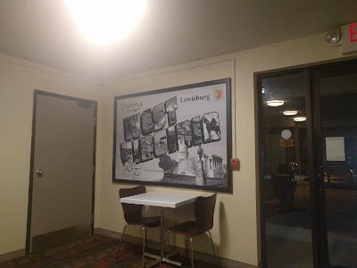 Photos of Super 8 Lewisburg