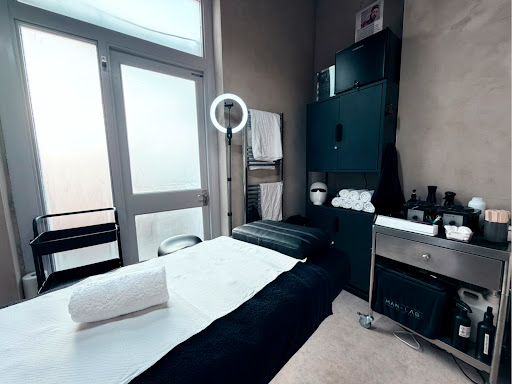 MAN-LAB | Men's Waxing, Grooming & Aesthetics