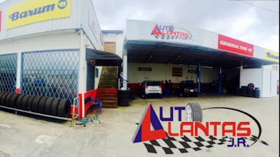 Photos of Autollantas J.R.