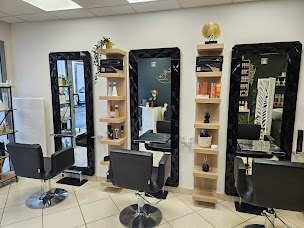 Photo n°1 de Beauty Créa coiffure à Pont-du-Château (Salon de coiffure)