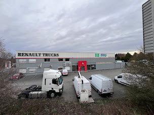 Photo n°4 de Point S Industriel - Guéret (Bernis Trucks) à Guéret (Magasin de pneus)
