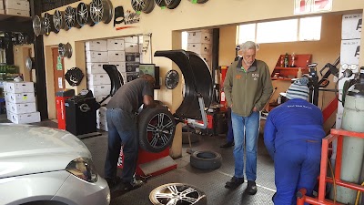 Photos of Vaal Mall Tyres