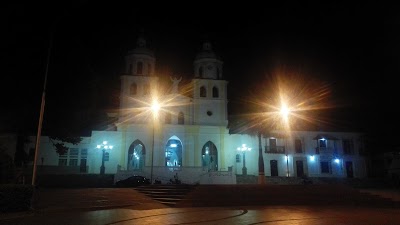 Photos of Ram&oacute;n Gonzalez Valencia Main Park