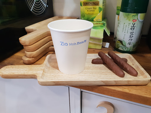 ZIO HAIR BEAUTY CAIRNS - Thumbnail