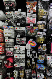 Photo n°39 de Fêter & Recevoir Cannes à Cannes (Magasin de perruques)