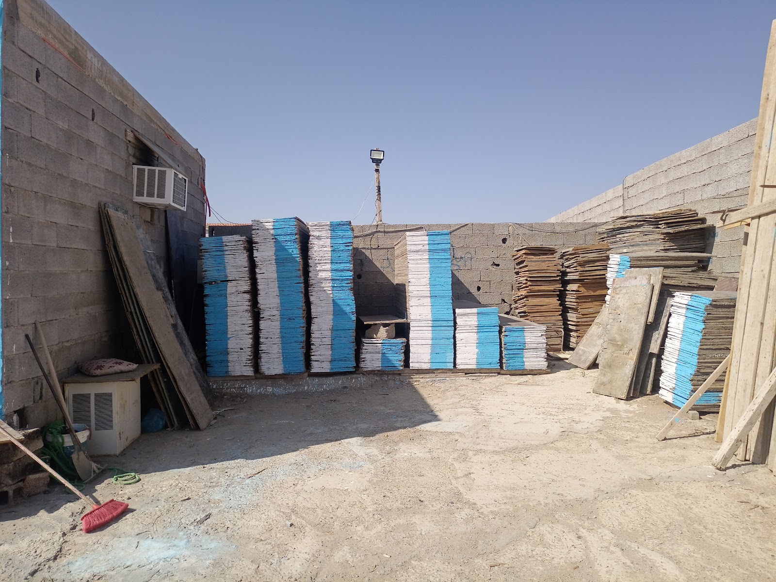 مؤسسة عبدالعزيز أحمد ابراهيم شعبى لمواد البناء - صورة 3