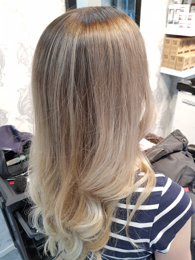 Royal Cut Kista - Thumbnail