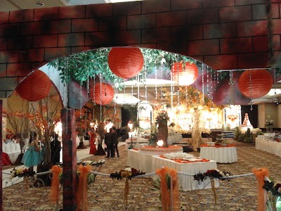 Photos of BARBEQUE DINNER CROWN VICTORIA HOTEL