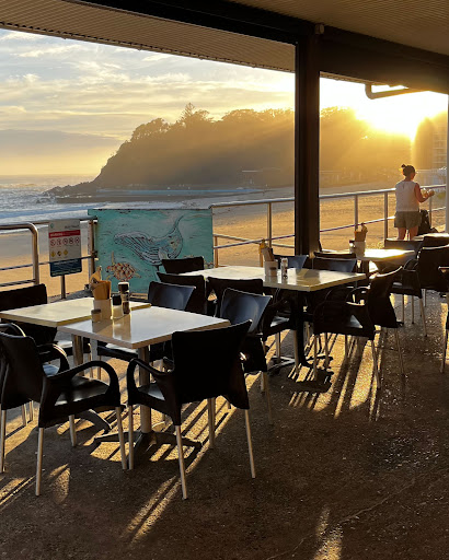Beach Bums Cafe