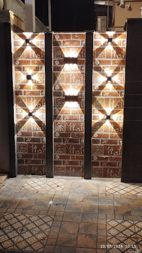 Wall lamps post image