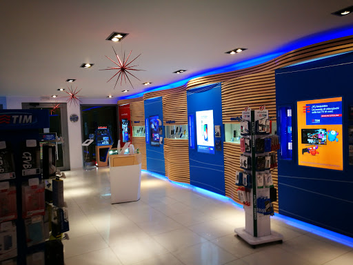 Microtel Center Tim - Visual