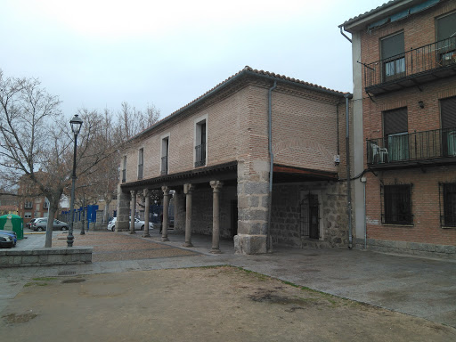 Municipal Public Library Posada de la Feria - Thumbnail